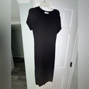 Elegant Black Maxi Dress